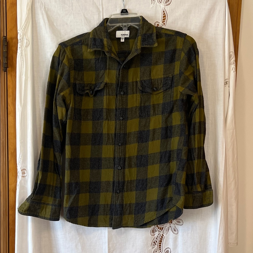 Sonoma Olive Black Plaid Button-Up Men's Small